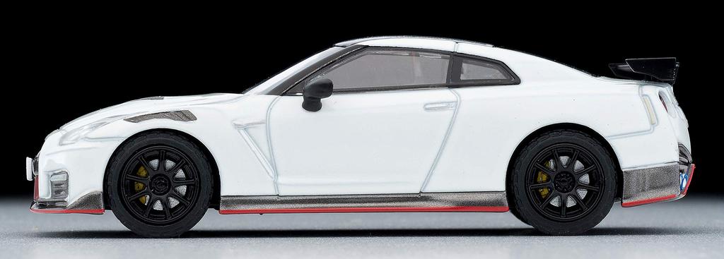 Tomica Limited Vintage Neo 1/64 Scale LV-N217a Nissan GT-R NISMO 2020 Model (White, Finished Product) 312482