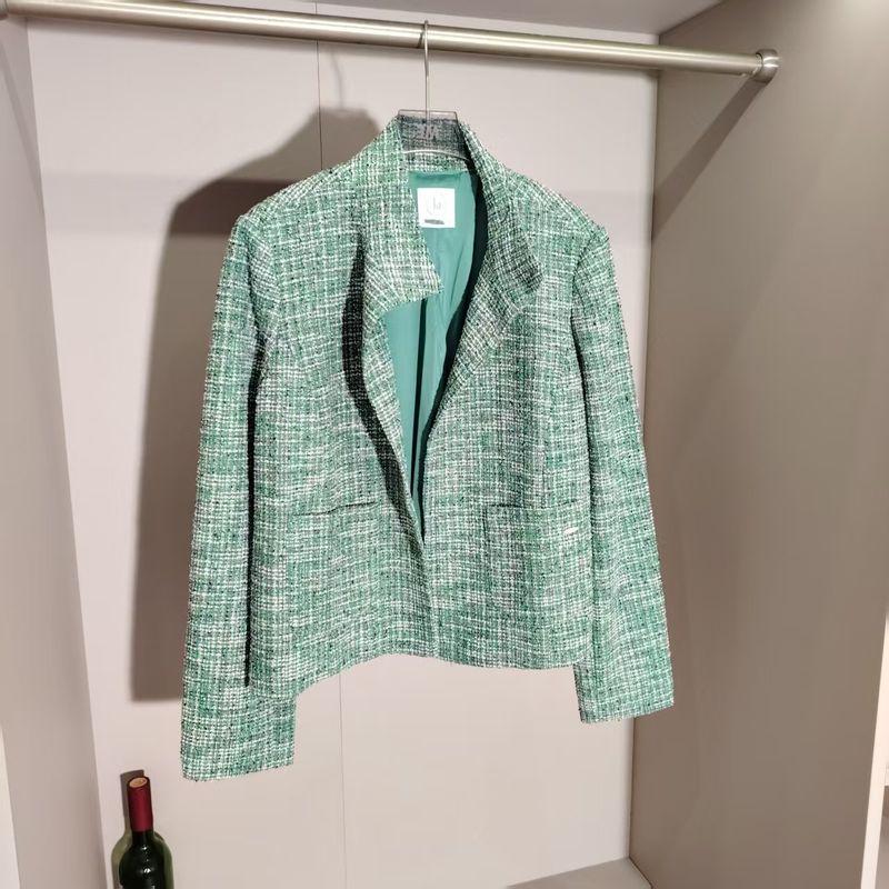 

Very Stylish No Buckle Open Placket Graceful Texture Short Blazers Green 44
