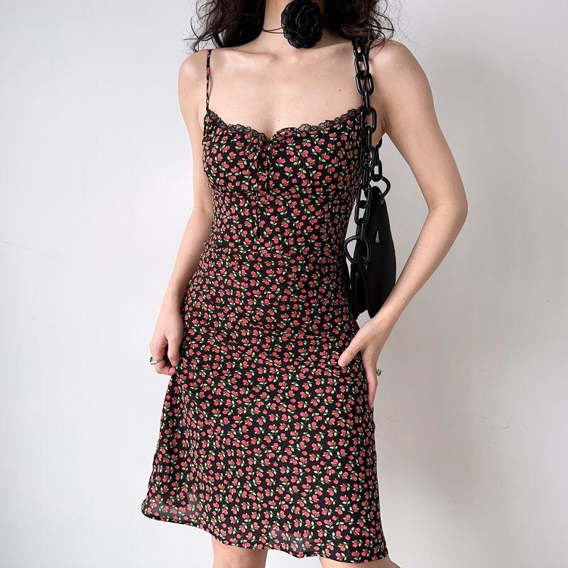 

Go Girl Go Dress Silm Floral Strap Black background floral(Actual inventory) S