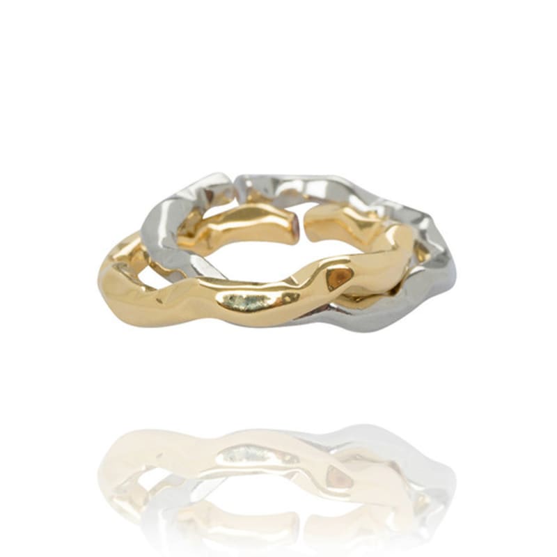 AUGUST ALICE Vanve Gold and Silver Double Wave Ring
