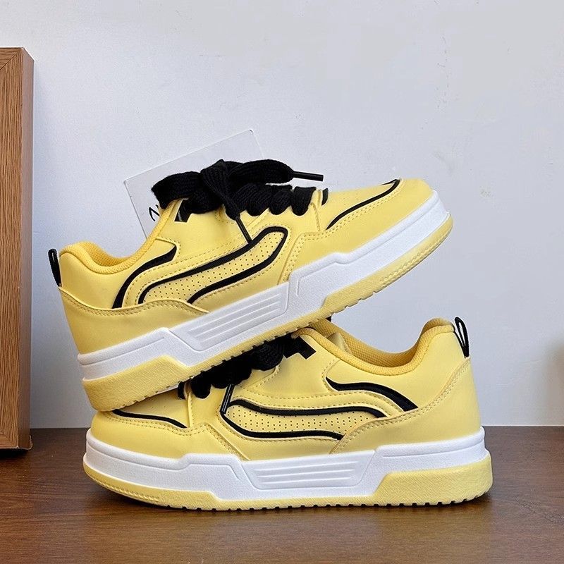 Niche Versatile Bread Shoes, New Women's Breathable with Skirt, Little White Shoes, Sports and Leisure Board Shoes