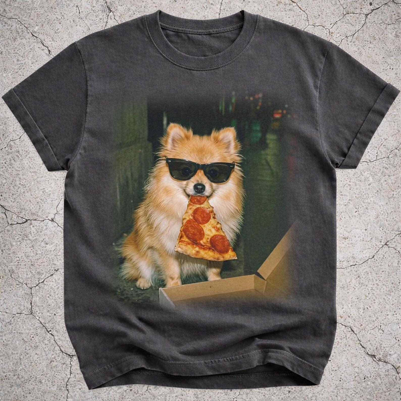 Pomeranian Eating Pizza Shirt, Funny Pom Dog Meme T-Shirt, Pizza Lover Gift, Pomeranian Owner Vintage Graphic Tee, Silly Dog Novelty Shirt 4XL