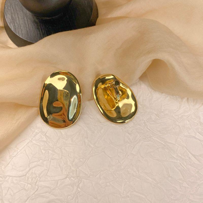 European and American Style Irregular Exaggerated Oval Large Earrings, Trendy and Fashionable Light Luxury Earrings, Holiday Gift