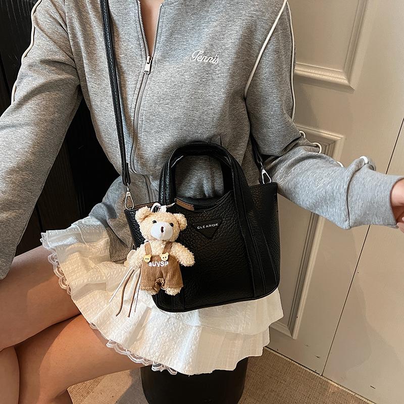 New Handbag Women's Casual Fashion Shoulder Messenger Bag