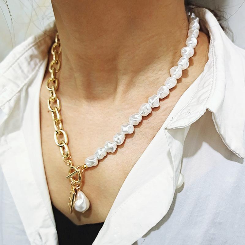 Vintage Baroque Irregular Pearl Lock Chains Necklace  Geometric Aangel Pendant Love Necklaces for Women Punk Jewelry