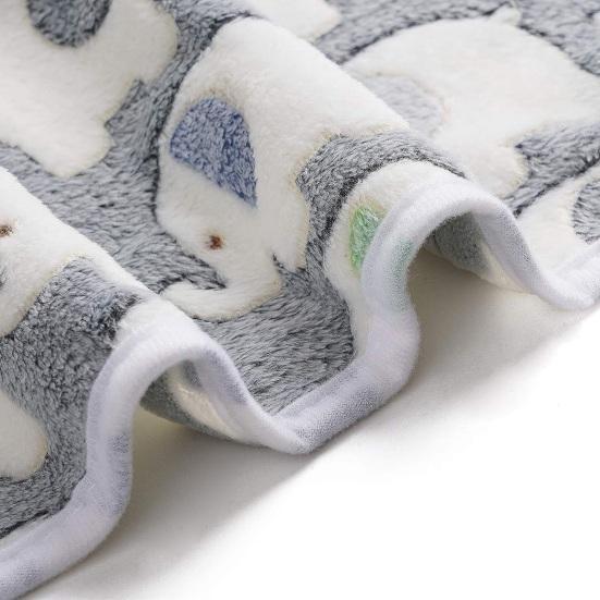 Pet Winter Blanket Super Soft Elephant Pattern Cozy Coral Fleece Cartoon Style Washable Dog Puppy Cat Throw Cage Sleeping Blanket