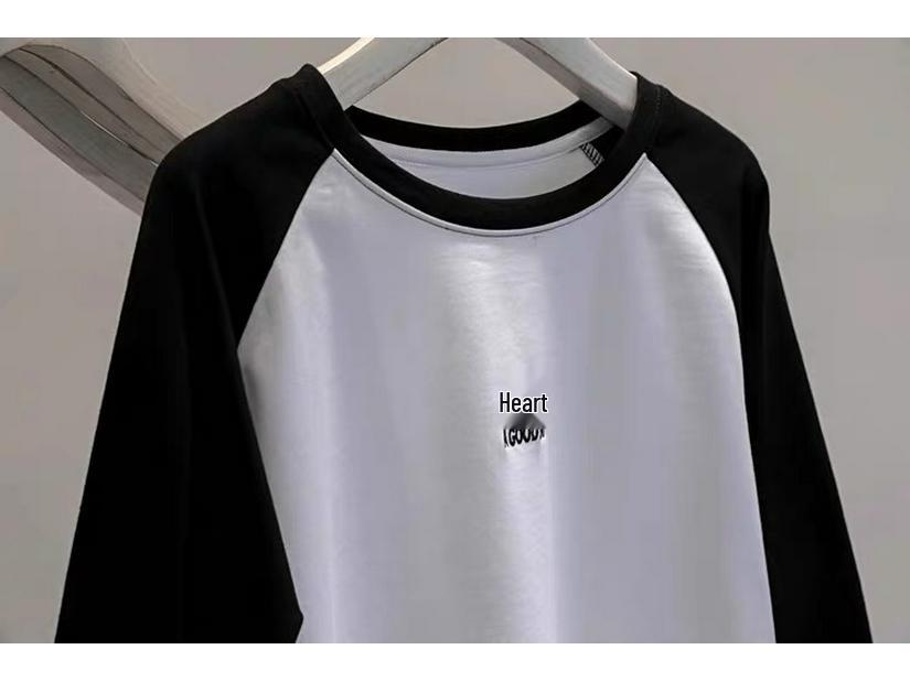 Plus Size 240 Jin Smiley Face Embroidered Raglan Long Sleeve Brushed Thermal Fleece Women's Fall/Winter Base Layer Top