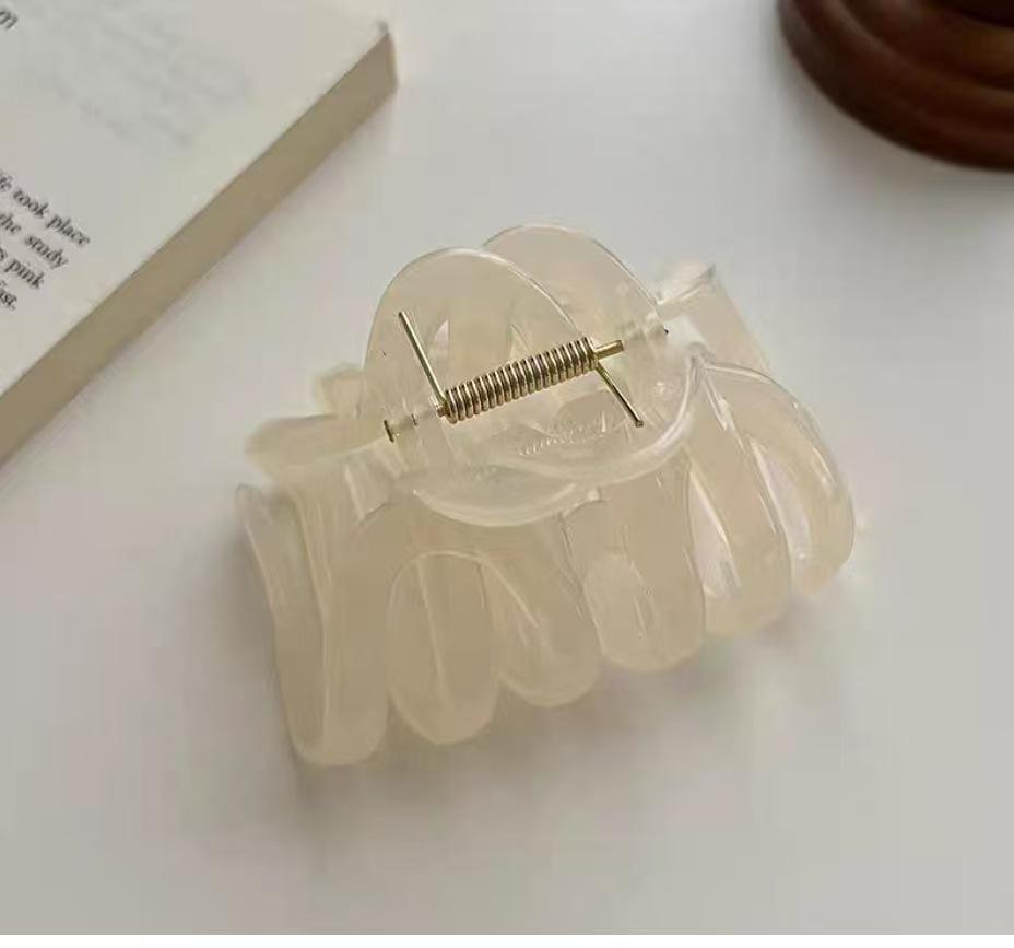 Super Grip Pumpkin Claw Clip: Large 2025 Shark Clip for Thick Hair, Women's Advanced Winter Hair Accessory