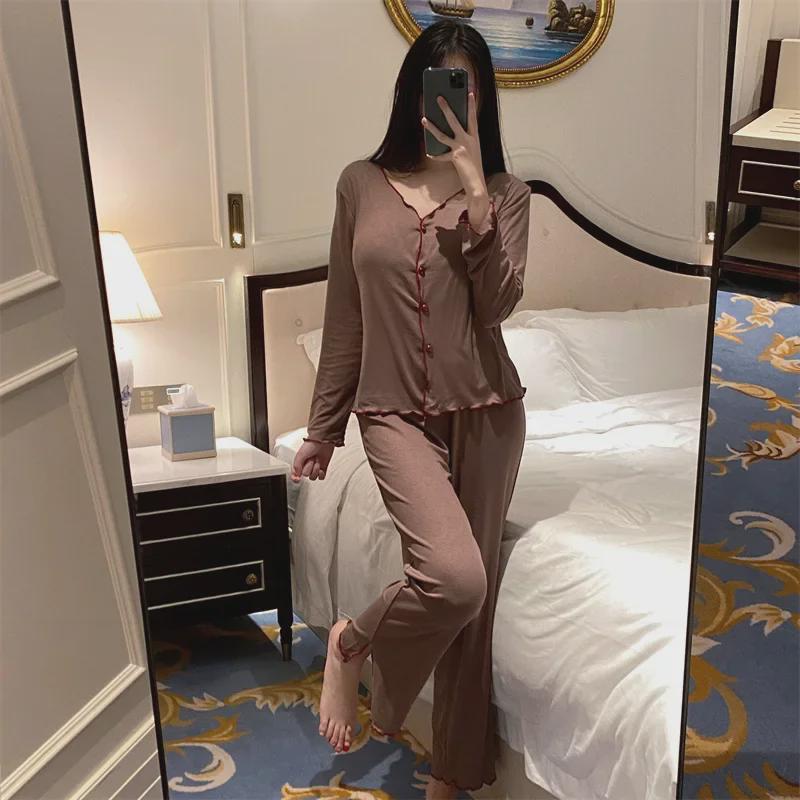 Taro Purple Modal Cotton Women's Pajamas, French Style, Long Sleeves, Sweet Design with Breast Pads, Perfect for Spring and Autumn.
