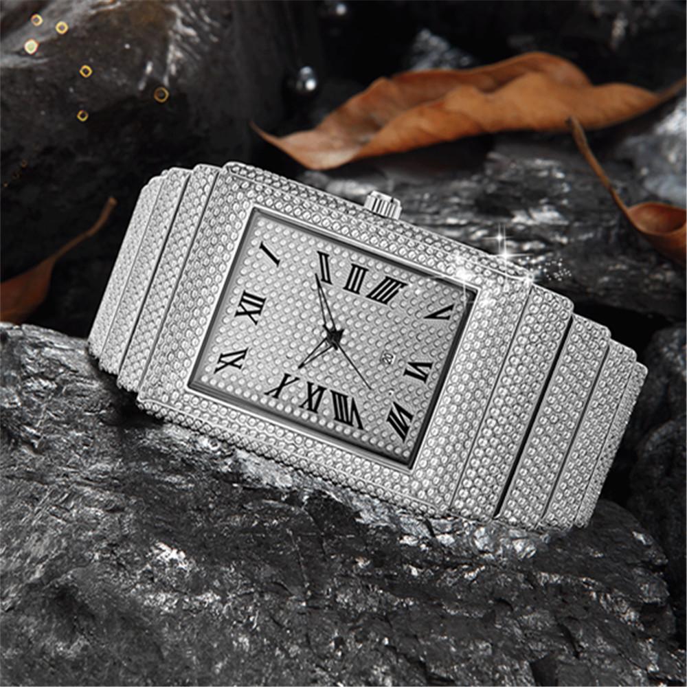 Diamond-encrusted Watch Men's Hip-hop Gypsy Square Black Giant Flash Gold Calendar Quartz Watch