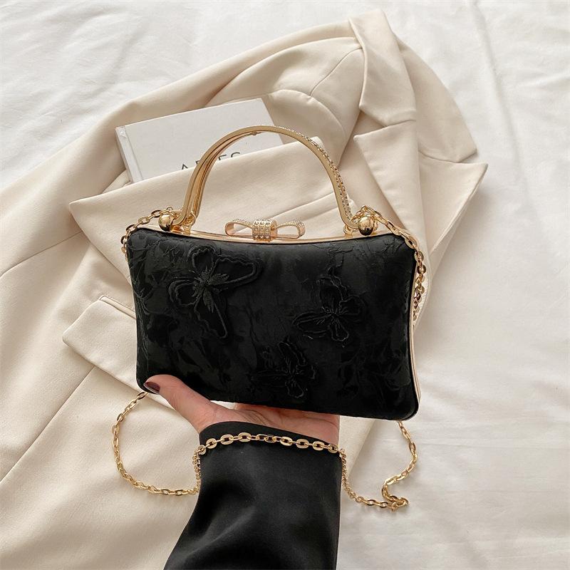 2025 New Women's Bag White Portable Small Square Bag New Chinese Jacquard Sweet Wind Butterfly Bridal Bag Dinner Bag