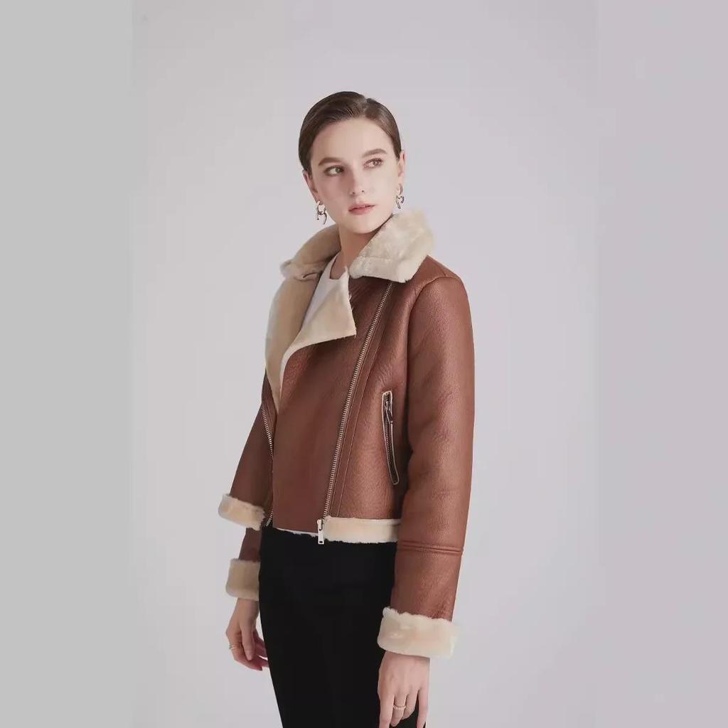 2023 høst/vinter Europeisk og amerikansk damejakke mote motorsykkeljakke – firefarget fortykket kort pelsfrakk