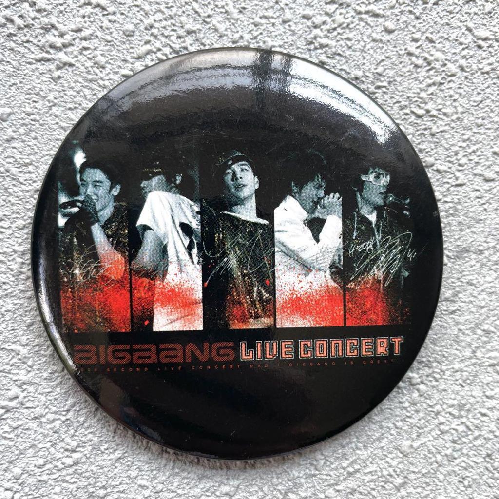 [USED] BIGBANG 2CD Limited Edition with Button Badge