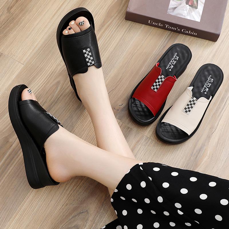 

Mom s Summer Mid-heel Non-slip Wedge Slippers - 2025 Style: Soft Soles for Outdoor Wear 37 червоний