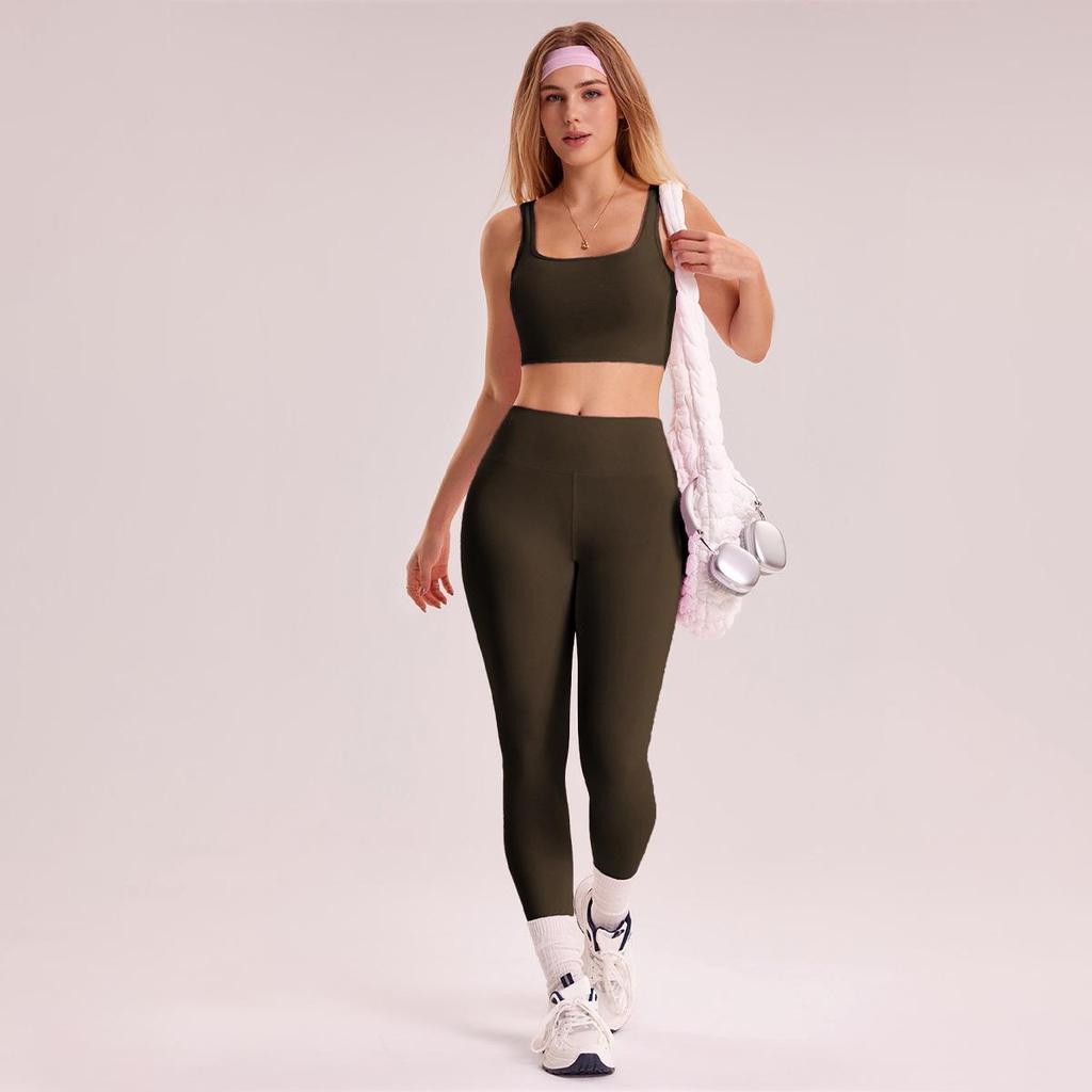 Women's Winter Yoga & Running Set: Quick-Drying Tight Brushed Fitness Underwear and Pants for Outdoor Sports.