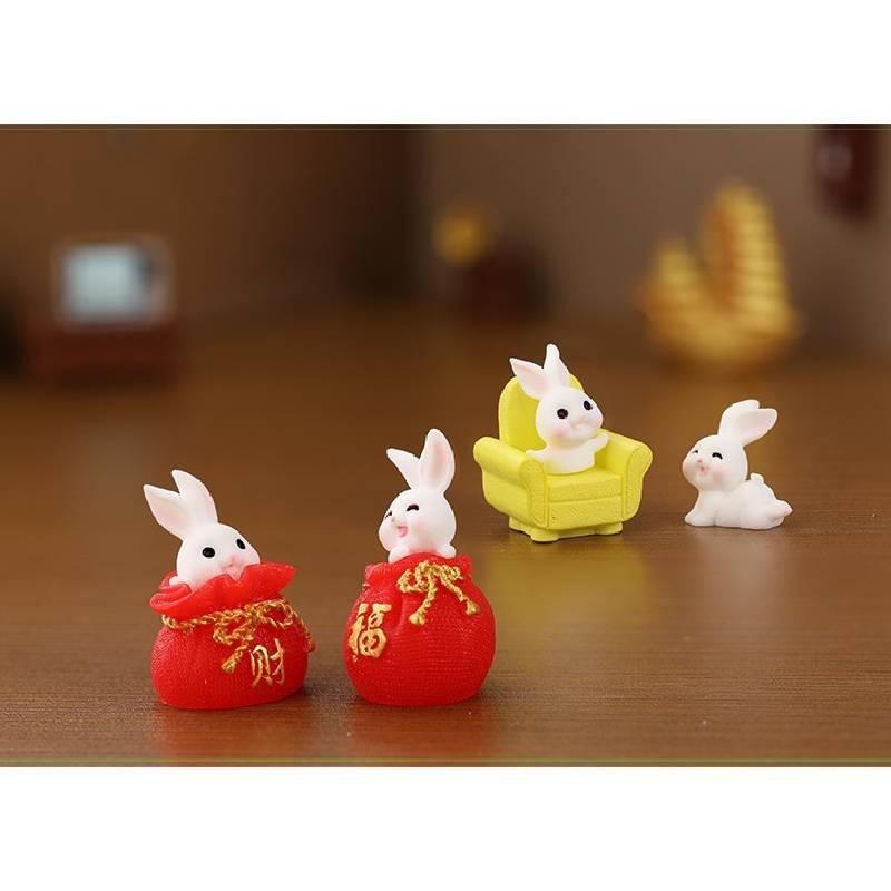 Charming Cartoon Resin Rabbit Figurine New Year Good Luck Bag For Home Decor