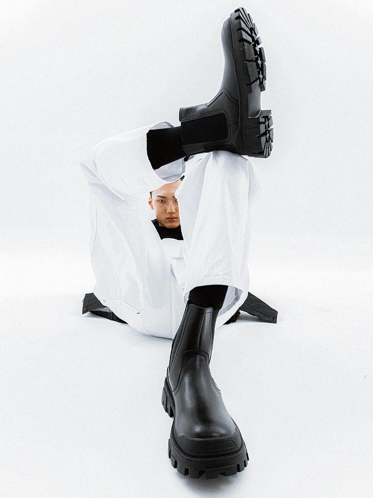 Bsqt By Classy B2409 Sequoia Ugly Commando Chelsea Boots