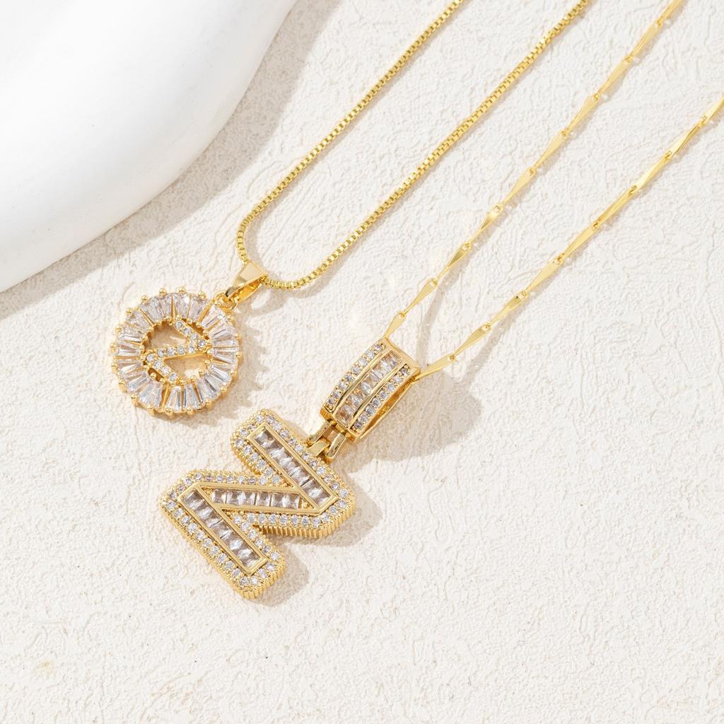 2Pcs Full CZ Zircon Iced Crystal Initial Letter Flower Necklace Women Copper A-Z Alphabet Pendant Couple Jewelry Birthday Gifts