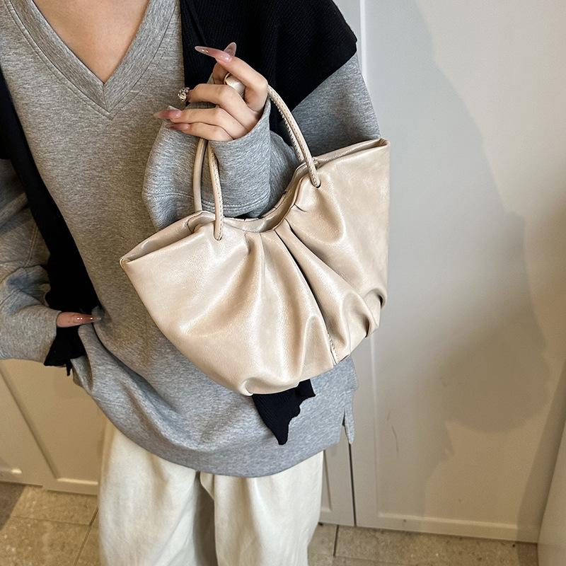 French Pleated Cloud Bag Women's 2025 New Fashion Soft Leather Portable Vegetable Basket Versatile Shoulder Messenger Bag Tide