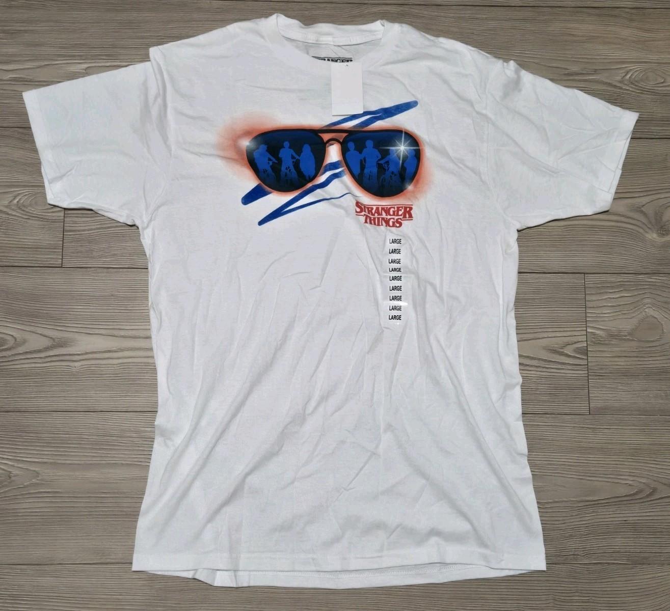 Stranger Things Official Men s Sunglasses Graphic White Size Large NWT Unisex T-Shirt S