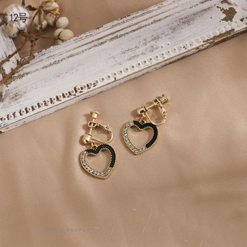 Temperament simple pearl love stud earrings women's light luxury niche design sense high sense Korean versatile earrings ear jewelry