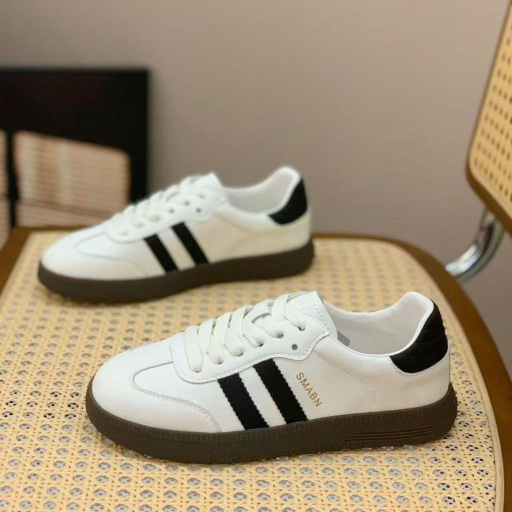 Popular simple casual moral training shoes women's 2025 spring new thick-soled feet small fashion versatile sports little white shoes