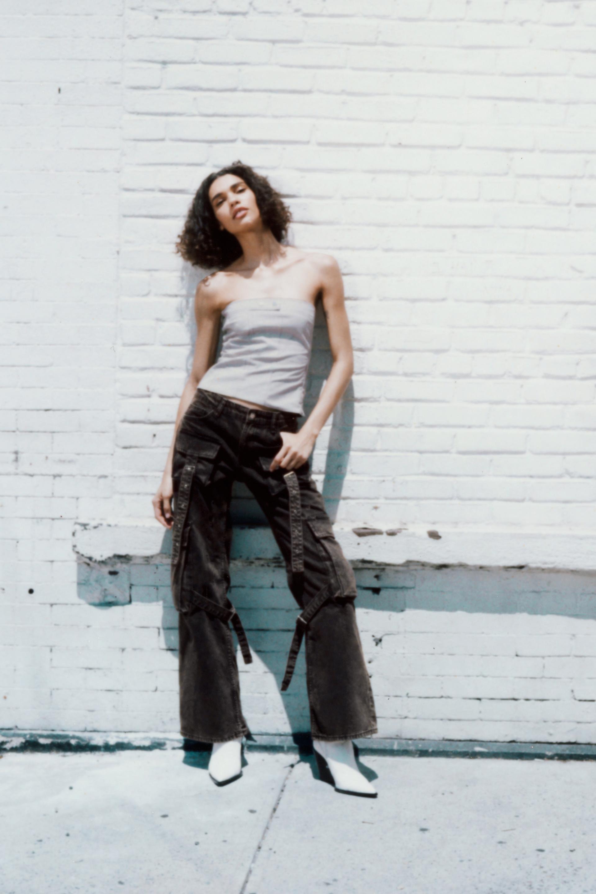 

STRAPLESS STRIPED TOP