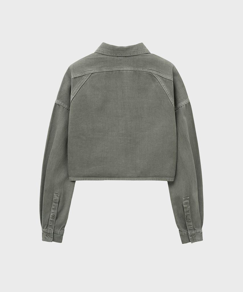 NOIRER FOR WOMAN Oversized Dyed Crop Shirt (Khaki)