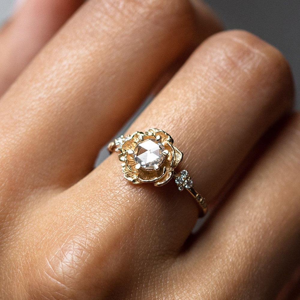 

Gold Color Crystal Flower Rings for Women Korean Fashion Aesthetic Zircon Teen Girl Gift Wedding Bride Jewelry Dropshipping R744 10