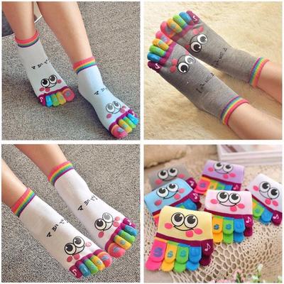 Color Random Women Girls Sports Casual Cartoon Smile Toe Socks Cotton Five Finger