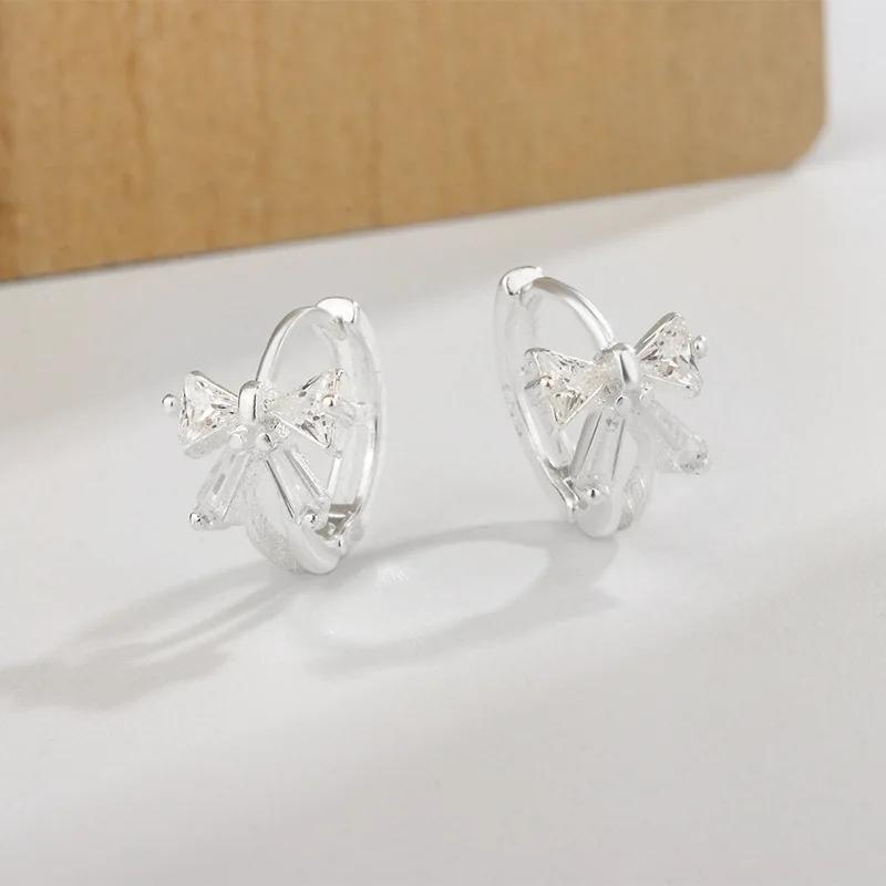 2 Paires Boucles d'Oreilles Créoles Petites Câlins en Acier Inoxydable Pour Femmes Petit Pendentif Cristal Zirconium Boucles d'Oreilles Cartilage Bijoux Piercing
