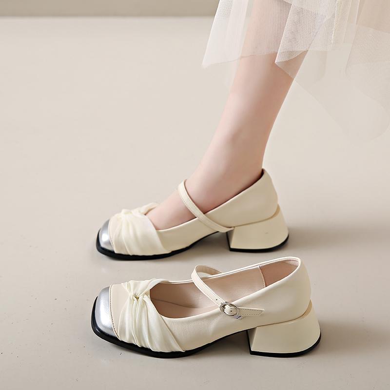 fashion Slip On Shoes For Women Casual Female Sneakers British Style Loafers Autumn Flats Square Toe Oxfords