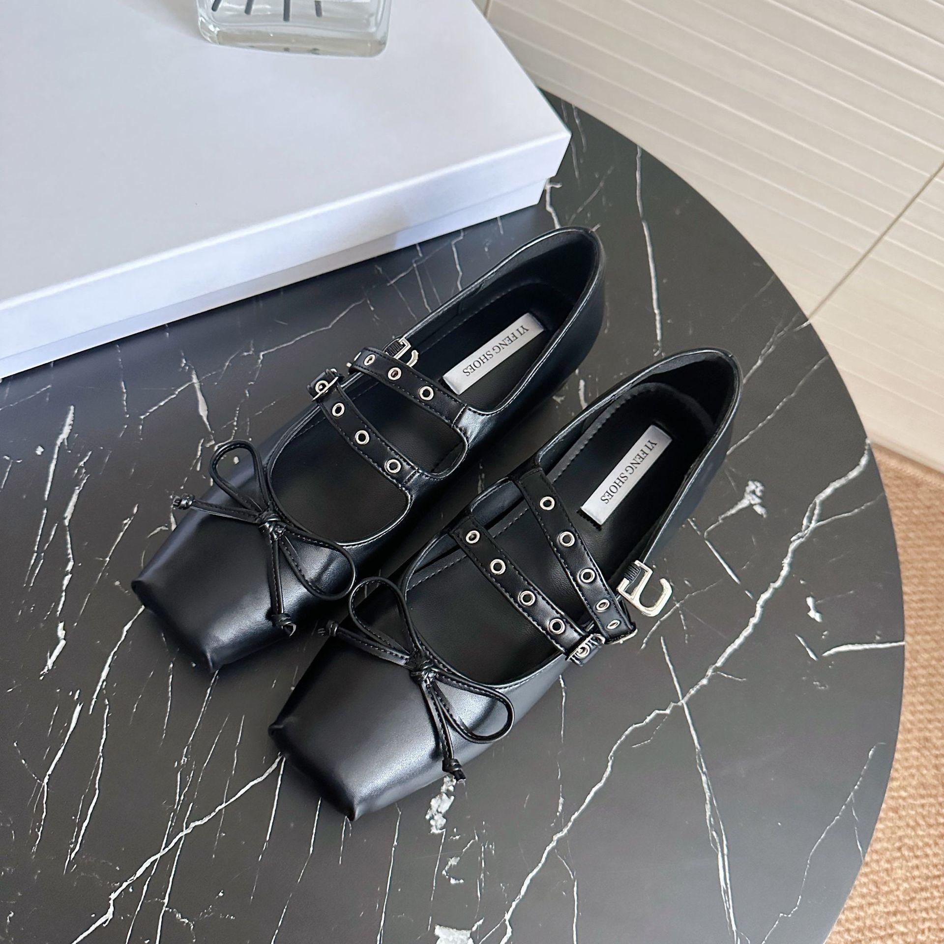 

Овчина небольшое увеличение внутренней высоты относится к кожаным туфлям Мэри Джейн с ремешками, женским нишевым балеткам с квадратным носком 34