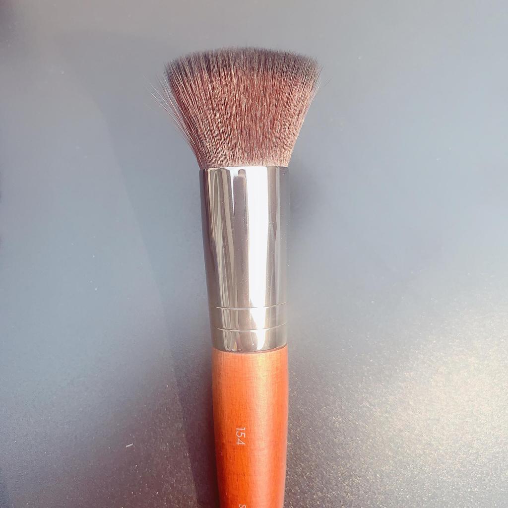 M Series Makeup Brush Set: Powder, Blush, Eyeshadow, Nose, Eyebrow, Blending, Contouring Brush.