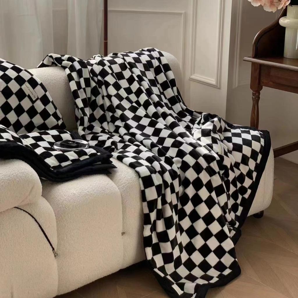 Checkered & Houndstooth Coral Fleece Blanket Soft Warm All-Season Throw for Sofa Office Nap