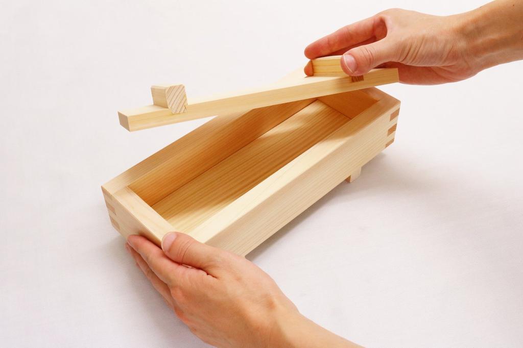 Ichihara Oshizushi Kifujin Oshizushi Maker for Mackerel Sushi Woodworks'
