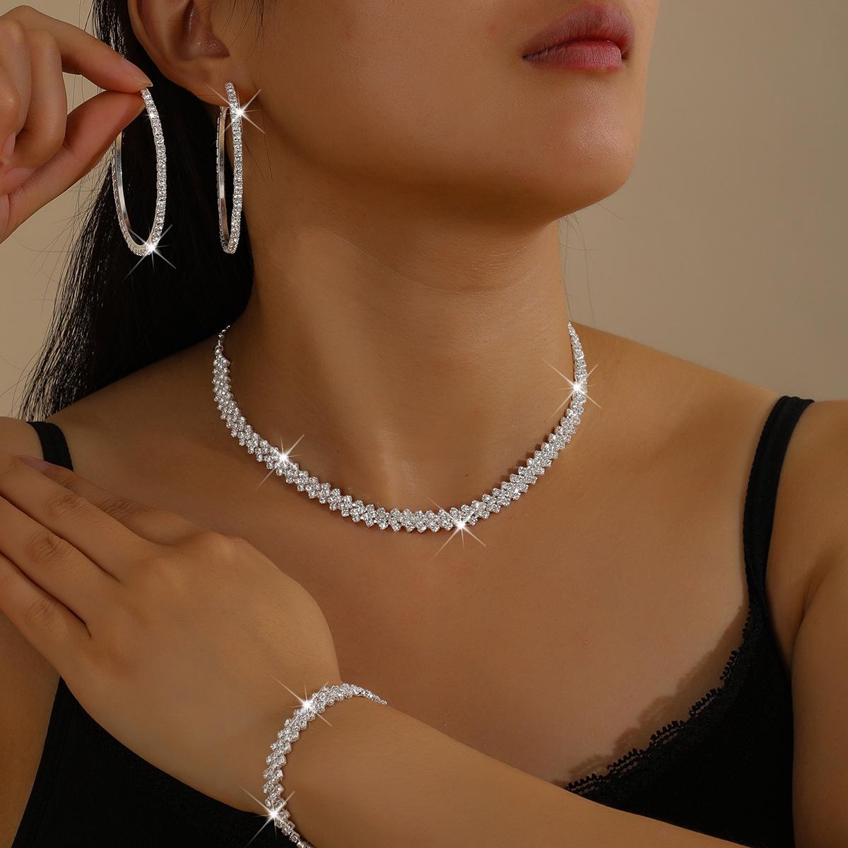 Ladies Sweet Full Diamond Necklace Earrings Bracelet, Personality Collar Trend Fashion Versatile Necklace 2026 45CM