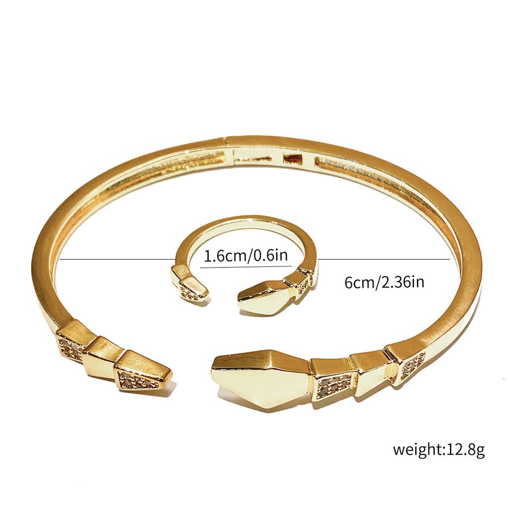 New Version of Bracelet with a Light Luxury and High-end Feel, Suitable for Women's Versatile Jewelry