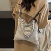 Large-capacity commuter underarm big bag women's 2025 new trendy fashion shoulder bag popular messenger tote bag
