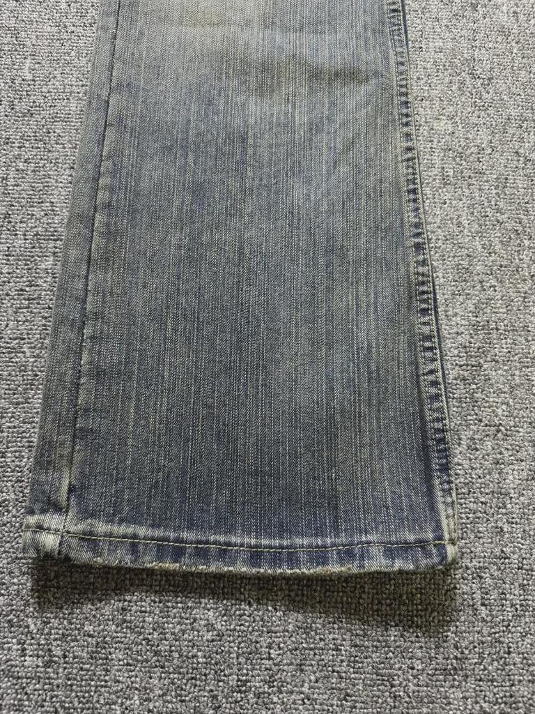 Essentielle Haute Couture Bootcut Distressed Bambus-Baumwoll Schlagjeans