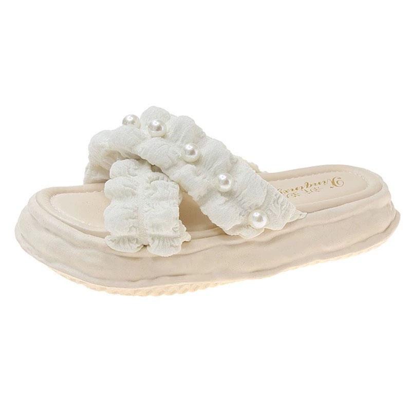 2025 New Fairy Style Sponge Cake Thick Soled Dissolved Shoes for Beach and Beach, Ins Pearl Cool Slippers for Women's Outdoor Wear