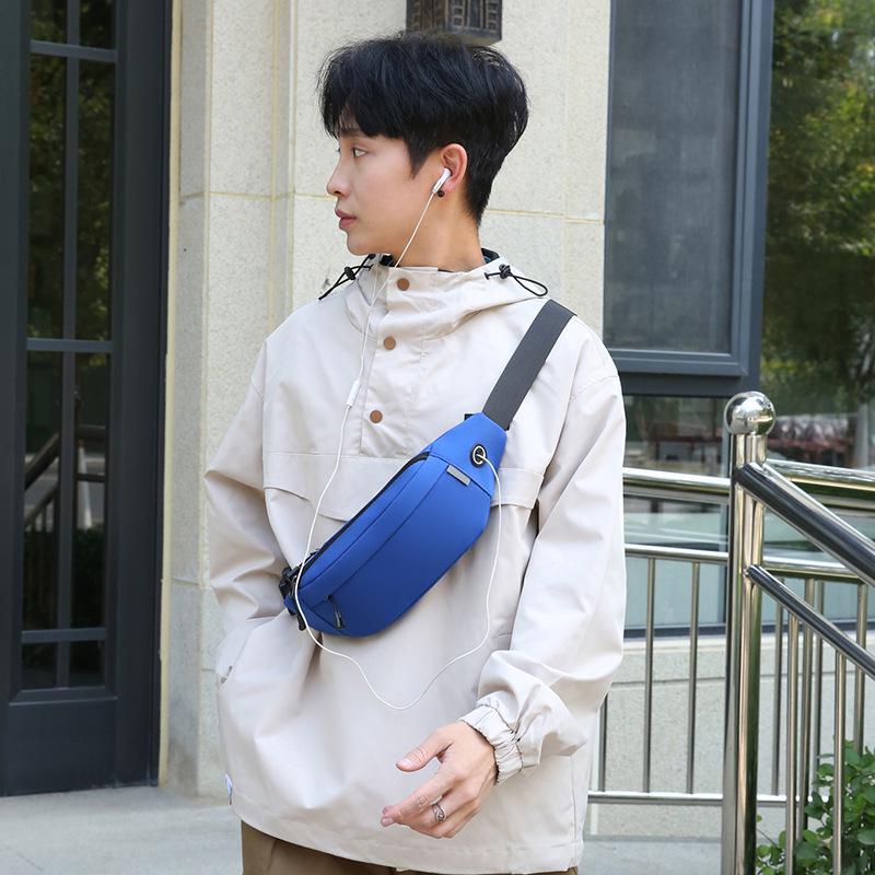 Unisex Solid Color Crossbody Chest Bag: Stylish, Versatile, Lightweight, Casual, and Ideal for Outdoor Sports.