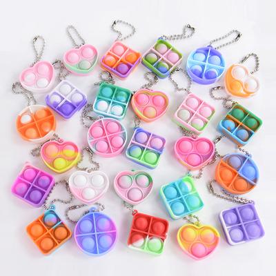 10/20 stk Mini Pop nøkkelring Småbarn Sensoriske Fidget Leker Bulk klasseromspremier Barn Bursdagsfest Favoritter Bryllupsgave til gjester