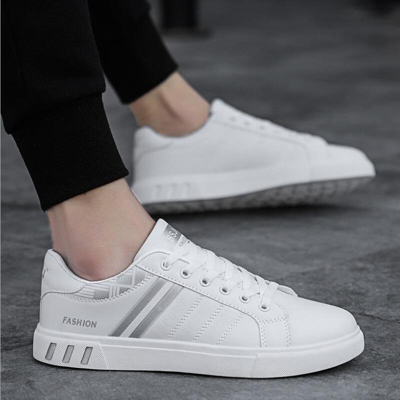 Buty na deskorolkę dla mężczyzn Płaskie Buty sportowe Zapatillas Hombre Lekkie Wygodne Skórzane Modne Buty Męskie Trampki 47 48