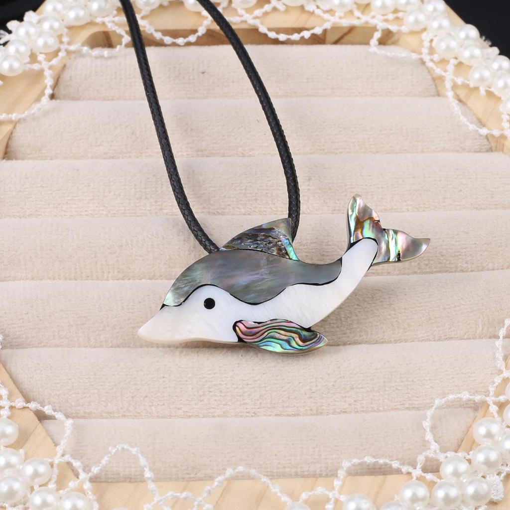 Women Necklace Natural Shell Necklace Flower-Shaped Drill Pendant Leather Cord 2MM Charms For Elegant Women Love Romantic Gift