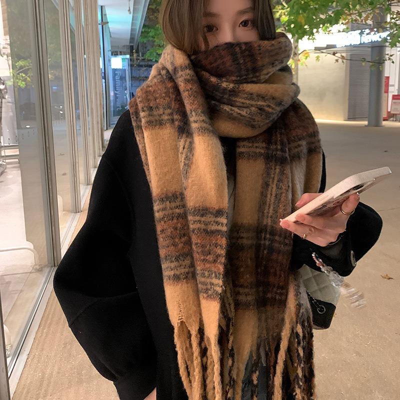 Winter new couple scarf contrasting stripes thickened men's warm scarf female student long scarf gift