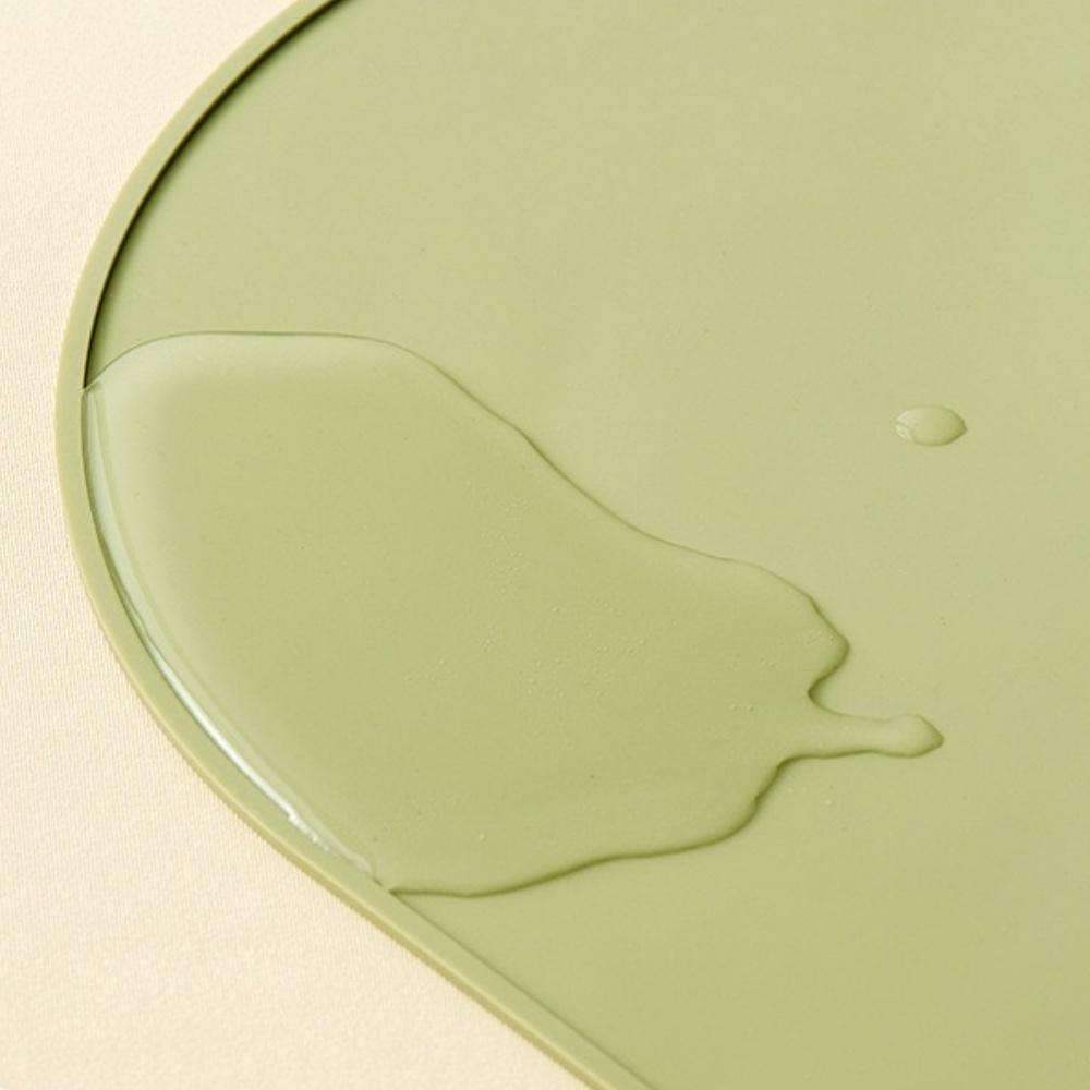 Silicone placemats, heat-resistant, reusable portable placemats, waterproof, stain-resistant and easy-to-clean silicone placemat