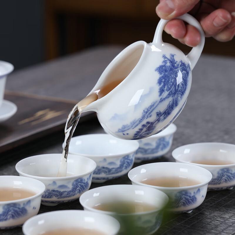 MULTIPOTENT White Porcelain Gongfu Tea Set