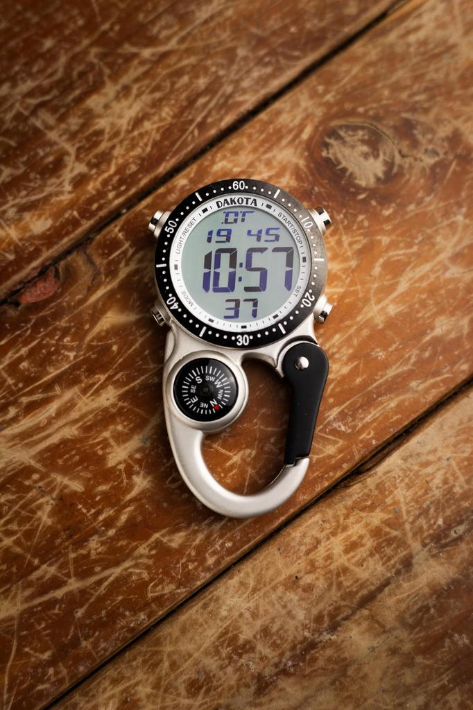 Dakota Taschenuhr mit Karabiner, Digital, Wasserdicht, mit Alarm, Stoppuhr, Timer, Kompass, für Outdoor-Aktivitäten, Camping, Wandern und Reisen