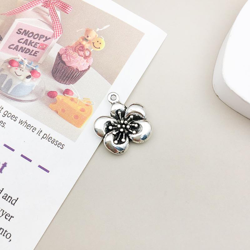 

Подвеска из сплава в виде цветка с полым узором розы в смешанном стиле - Аксессуары для DIY ювелирных изделий, серьги, шармы